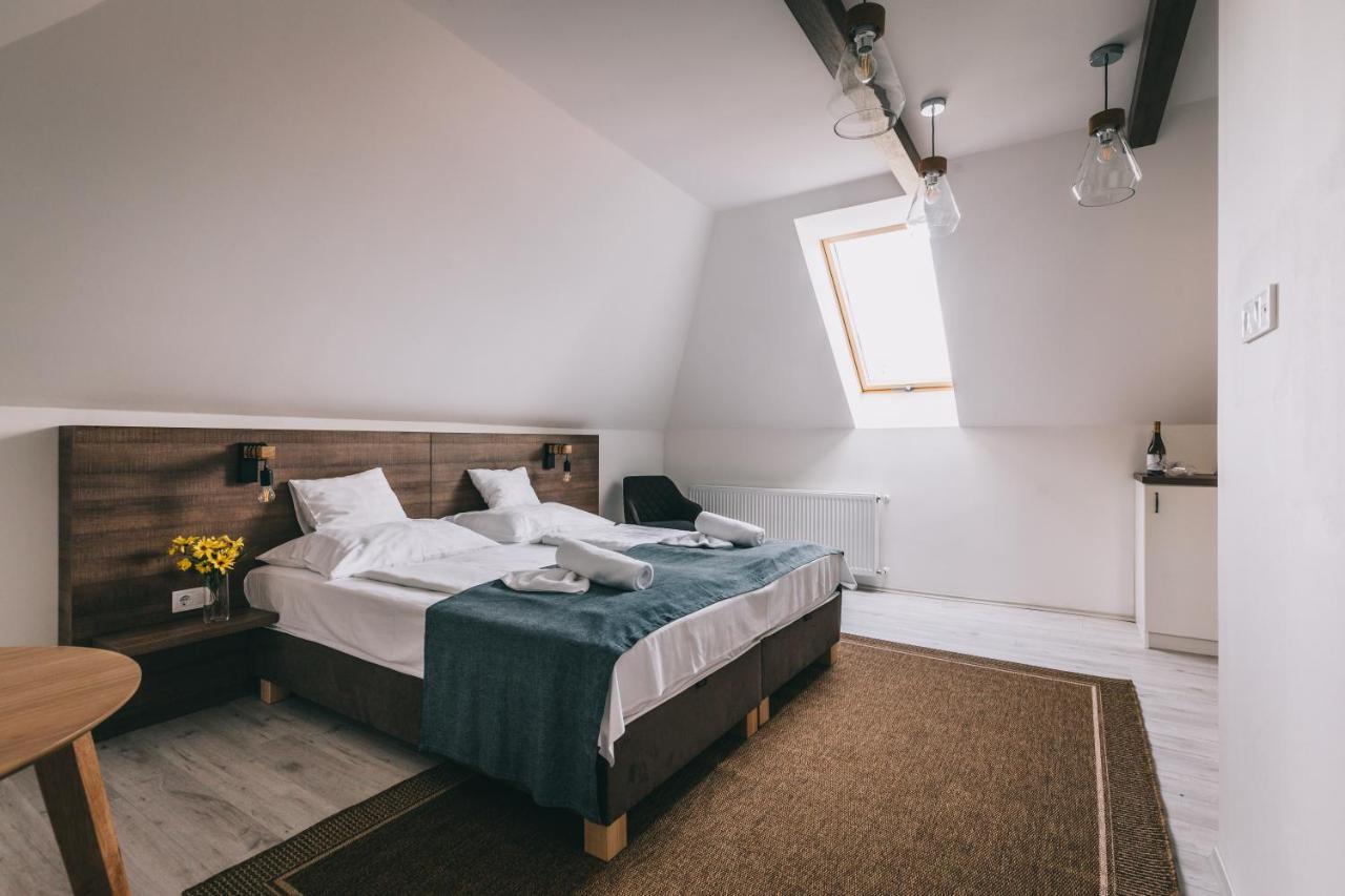 Fata Birtok Hotel Nemesgulacs ภายนอก รูปภาพ