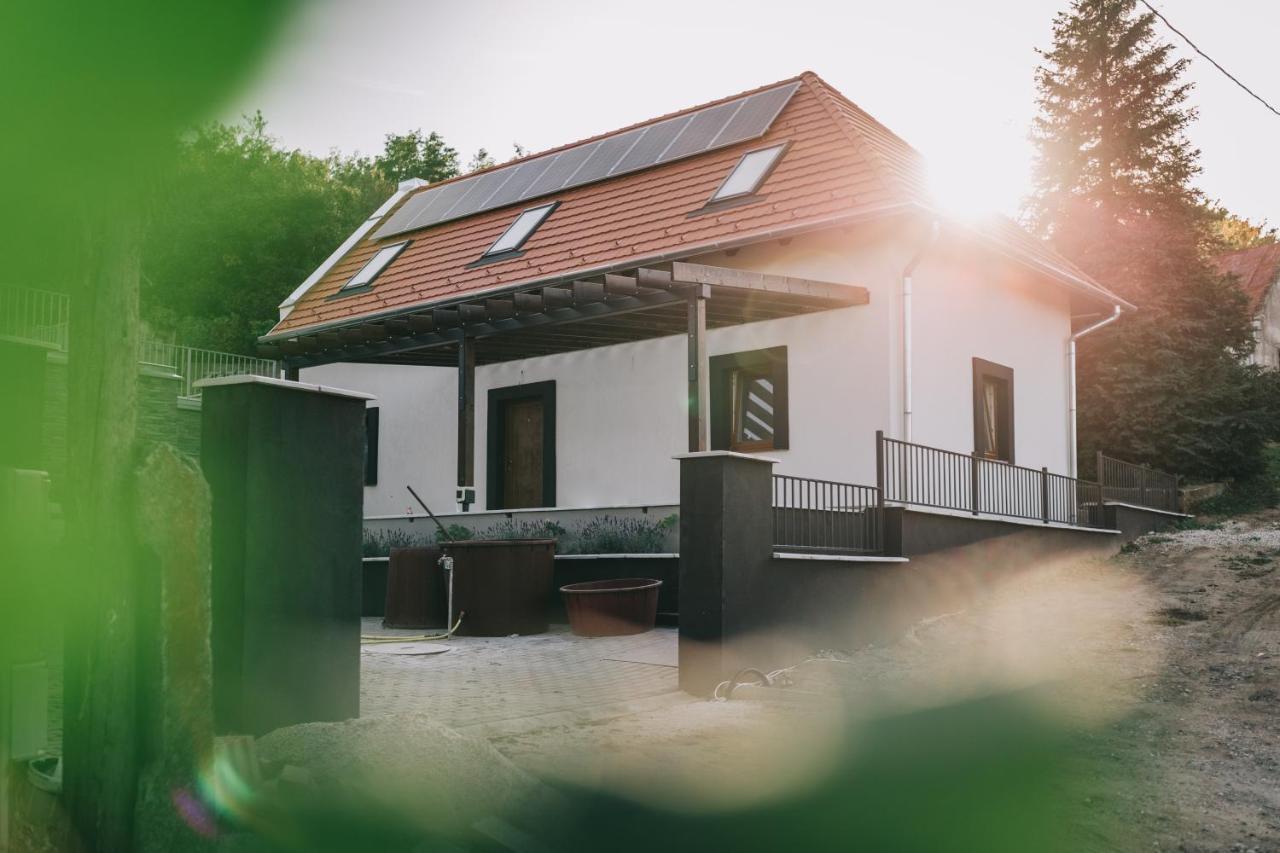Fata Birtok Hotel Nemesgulacs ภายนอก รูปภาพ